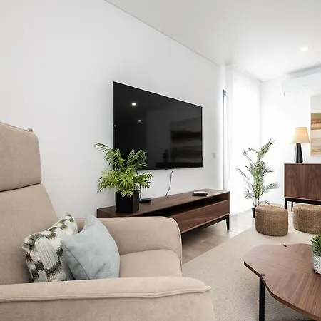 Suncoast Escape * Olhão