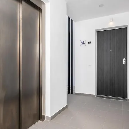 Suncoast Escape * Olhão